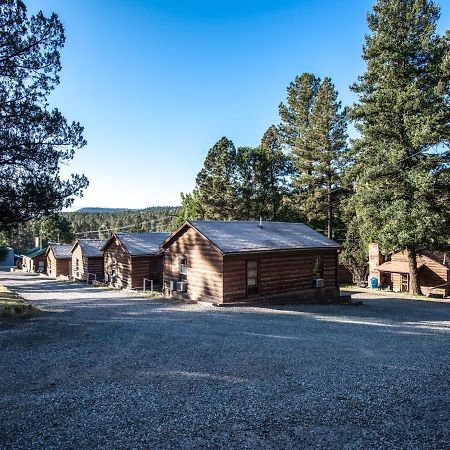 Apache Village 3, Queen Bed, Midtown, Sleeps 2 Ruidoso Bagian luar foto