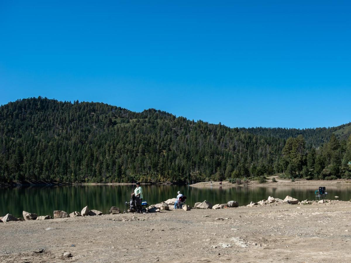 Apache Village 3, Queen Bed, Midtown, Sleeps 2 Ruidoso Bagian luar foto