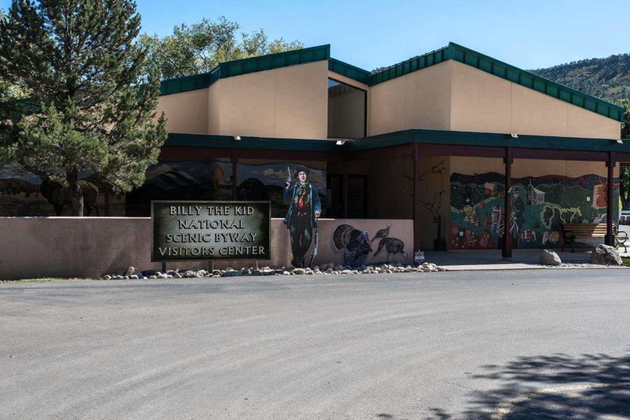 Apache Village 3, Queen Bed, Midtown, Sleeps 2 Ruidoso Bagian luar foto