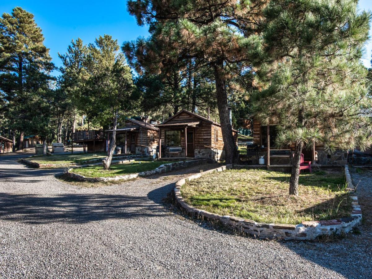 Apache Village 3, Queen Bed, Midtown, Sleeps 2 Ruidoso Bagian luar foto