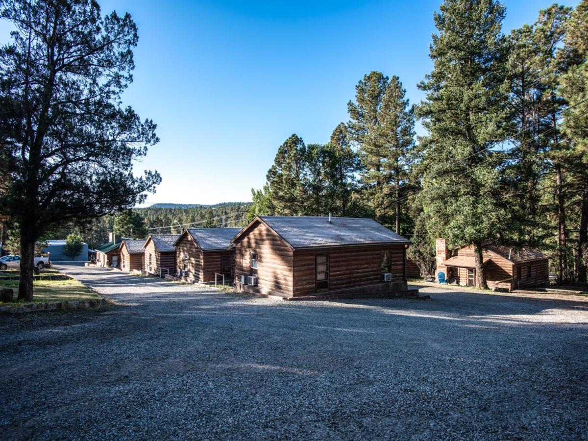 Apache Village 3, Queen Bed, Midtown, Sleeps 2 Ruidoso Bagian luar foto